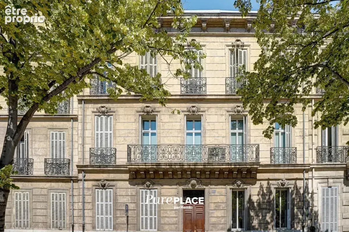 Appartement à MARSEILLE-8E