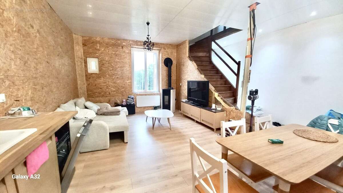 Maison à RETOURNAC