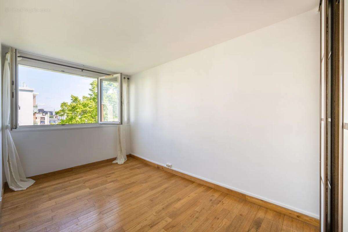 Appartement à RUEIL-MALMAISON