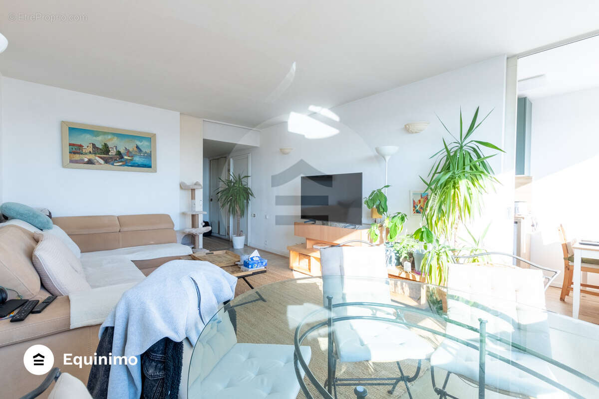 Appartement à PUTEAUX