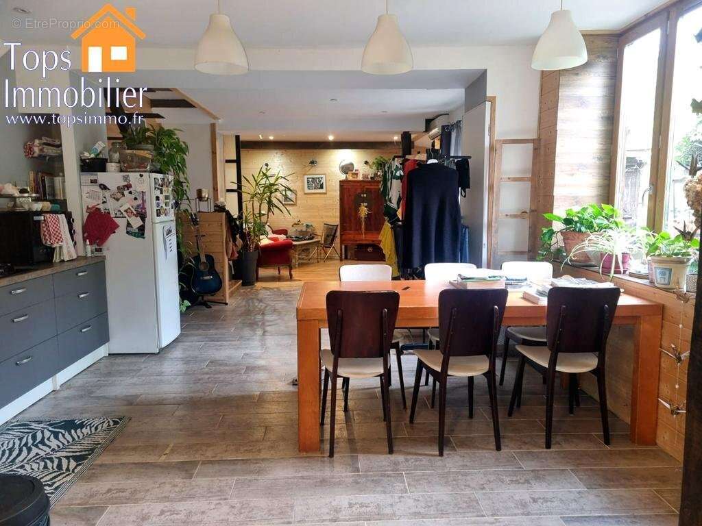 Maison à VILLEFRANCHE-DE-ROUERGUE