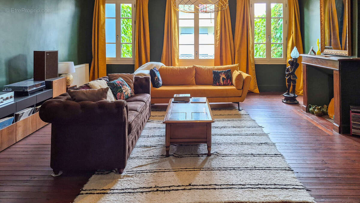 sitting room