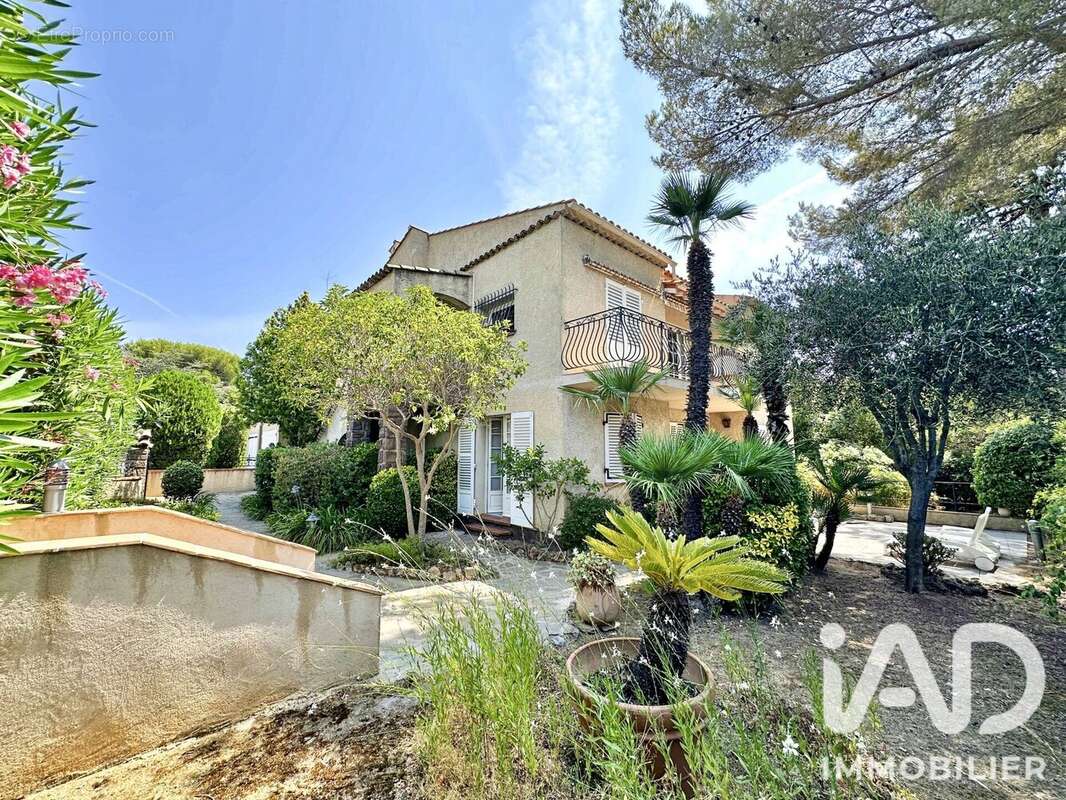 Maison 186 m² à Frejus  - photo 2