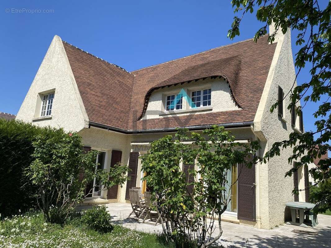 Maison à SAINT-GERMAIN-EN-LAYE
