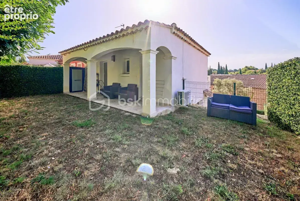 Ste Anne du Castellet - Découvrez cette Maison de type T3 - photo 3