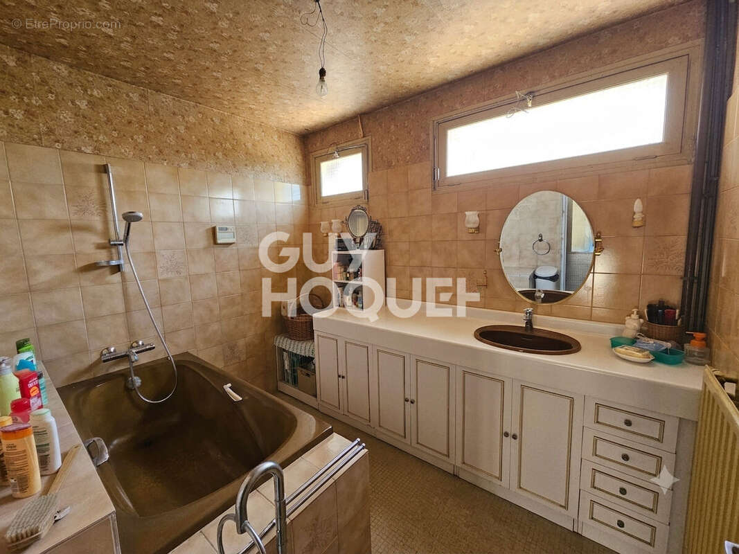 Maison 90 m² à Le Blanc-Mesnil  - photo 6