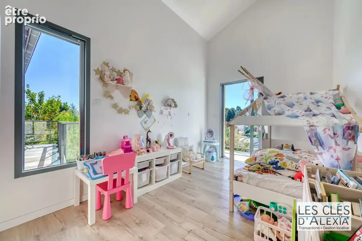 Saint-didier-au-mont-d’or — somptueuse maison contemporaine avec piscine  203 m²  terrain 2 134 m² - photo 14