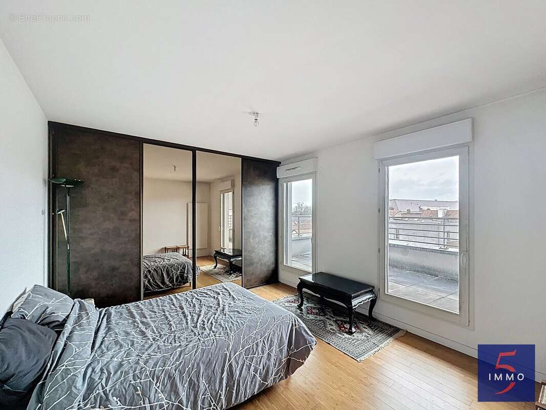 Appartement à CHAMPS-SUR-MARNE