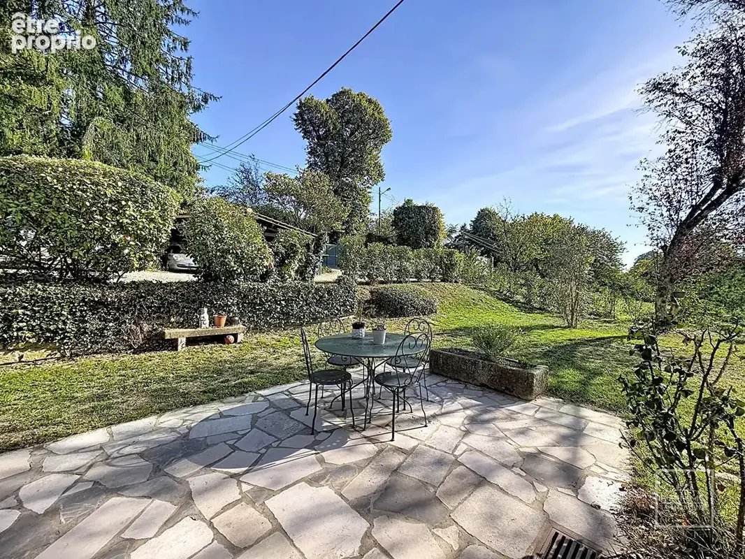 Saint Didier Au Mont D Or Maison plain-pied de 190 m²  sur 3 000 m²  de terrain au calme, sans vis-à-vis. - photo 14