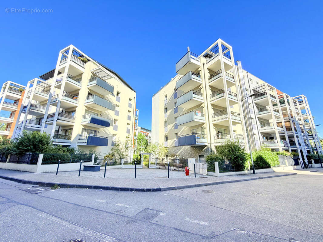 EXCLUSIVITE St Julien-en-Genevois Appartement T3 en étage dans résidence de 2016... - photo 19