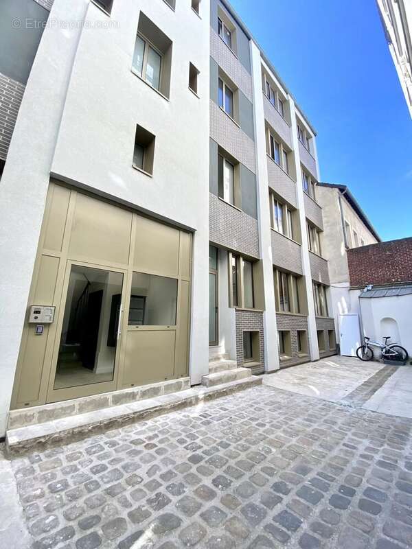 Appartement à PARIS-12E