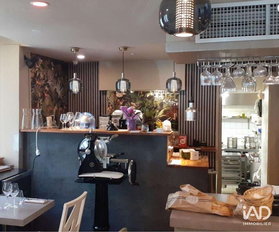 Photo 3 - Commerce à LONGJUMEAU