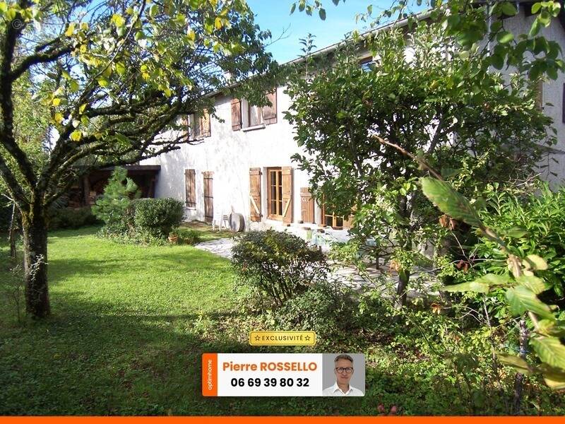 Maison à SAINT-LAURENT-DE-MURE