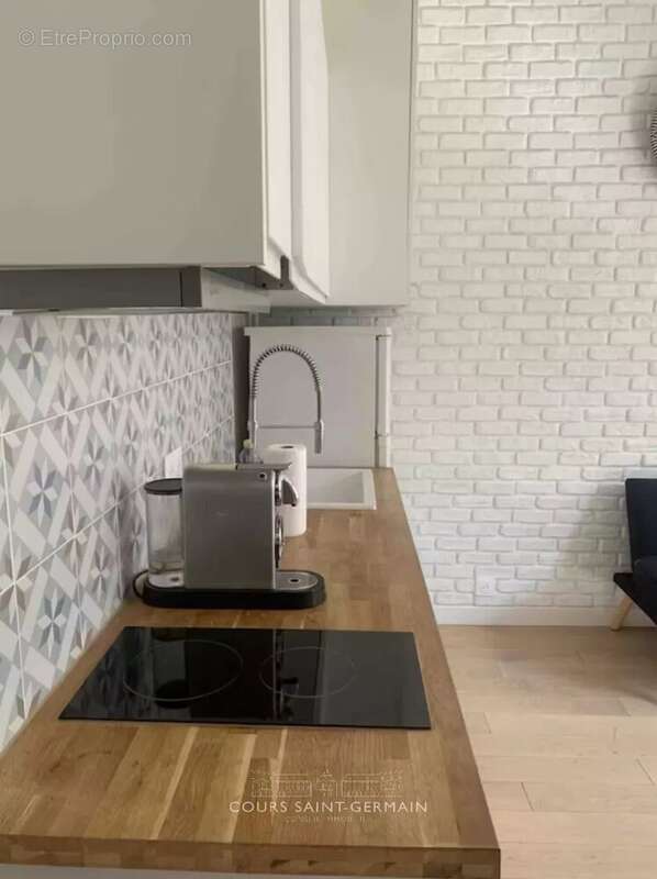 Appartement à PARIS-2E