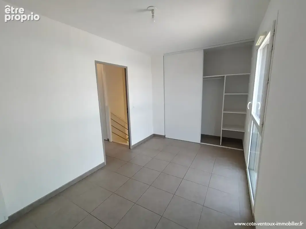 Maison T3 - 67 m² - Jardin et parking privatif - photo 7