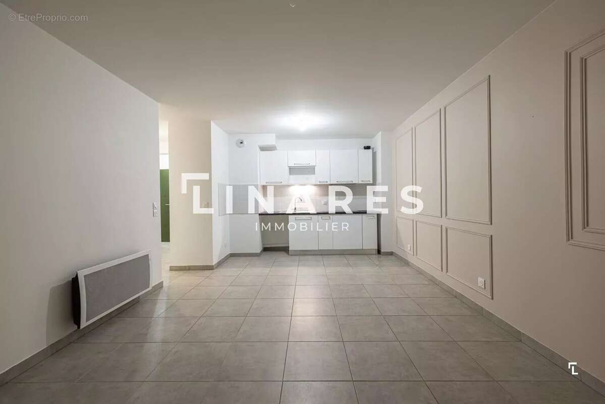 Appartement à MARSEILLE-9E