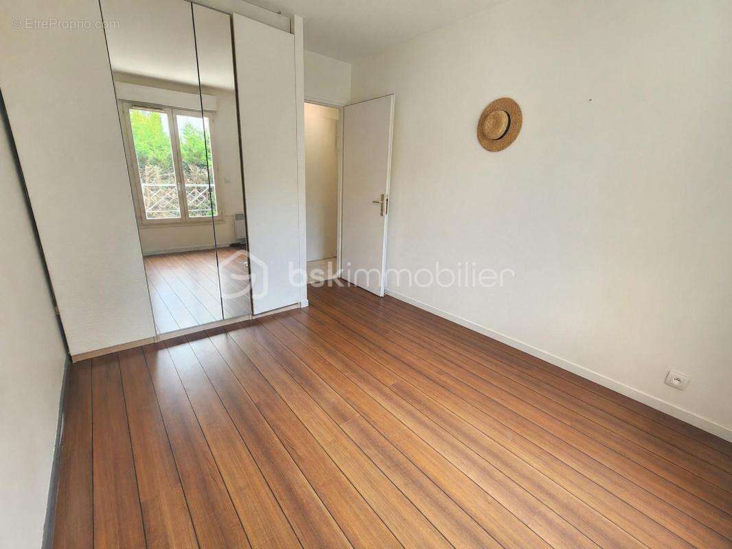 Appartement à LE PERREUX-SUR-MARNE