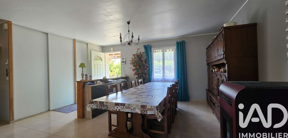 Photo 9 - Maison à SAINT-AMAND-MONTROND