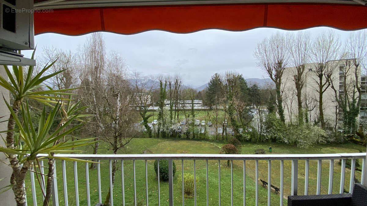 Autre à MEYLAN