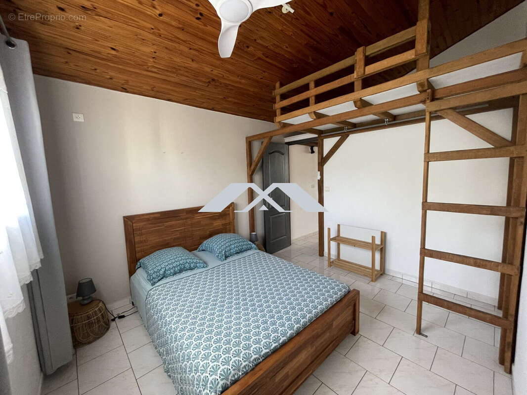 Maison 75 m² à Le Tampon  - photo 9