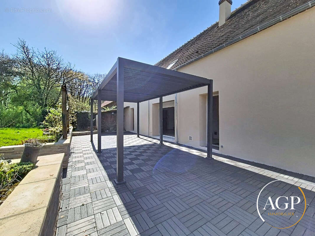 Maison Amilly, 5 chambres - photo 13
