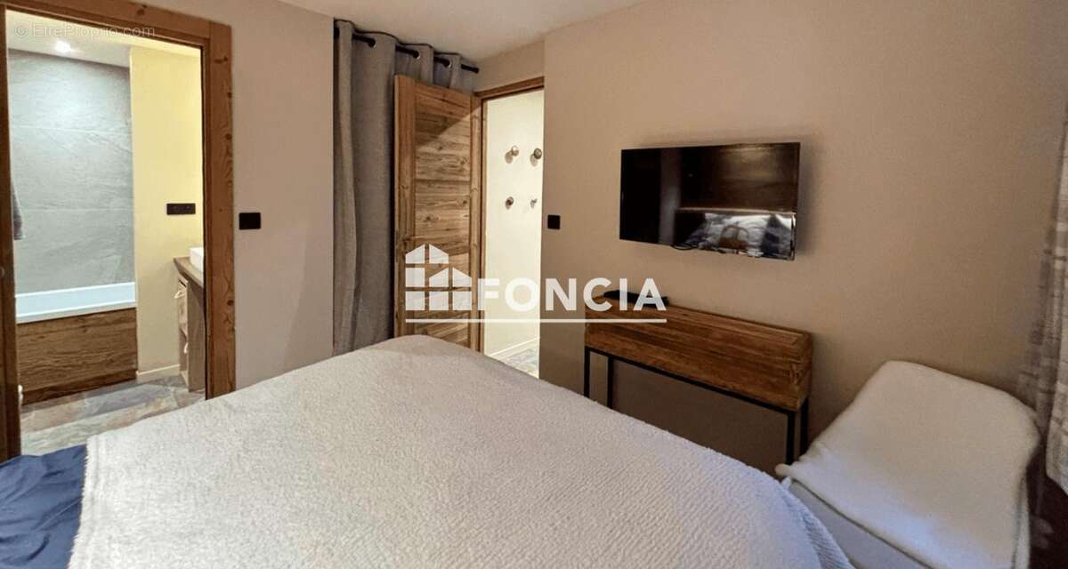 Appartement à LES ALLUES
