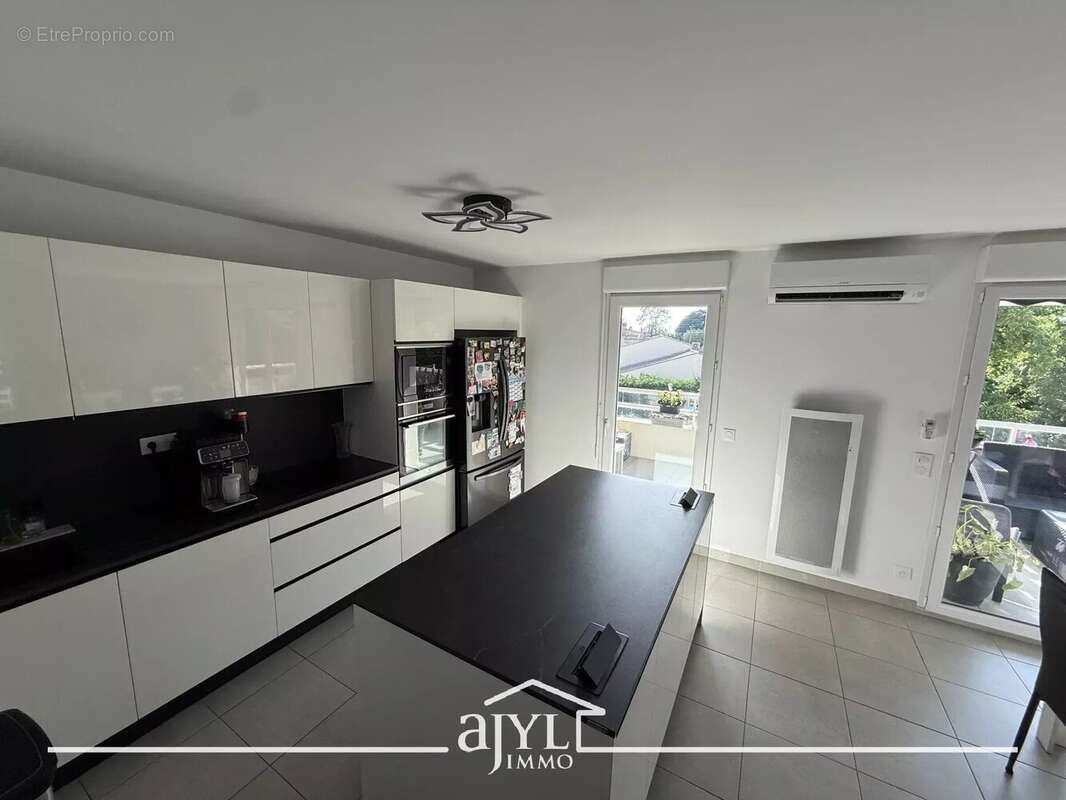 Appartement à MARSEILLE-12E