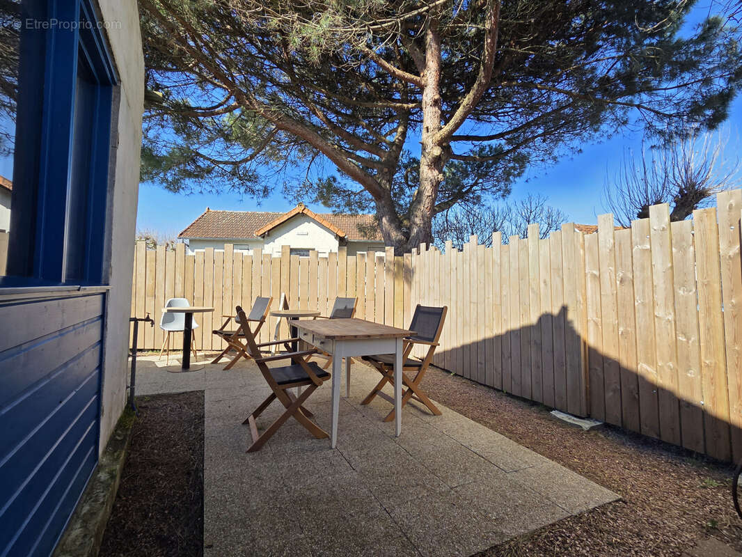 Commerce à LA FAUTE-SUR-MER