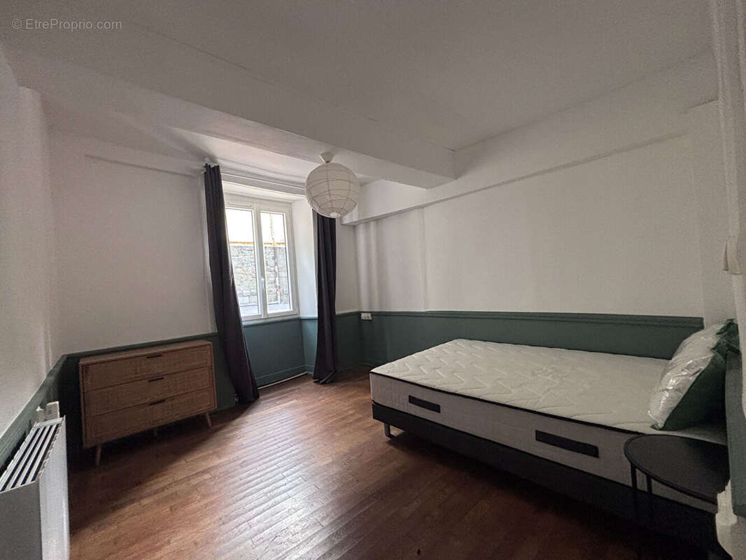 Appartement t2  avec petite cour-sans charge de copropriete - photo 2