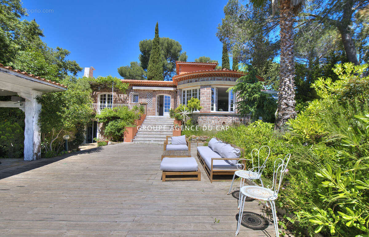 Maison à SAINT-RAPHAEL