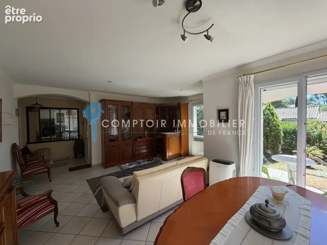 A VENDRE - NIMES - Vacquerolles - Villa 4 Pièces 86 m2 sur terrain de 450 m2 - photo 5