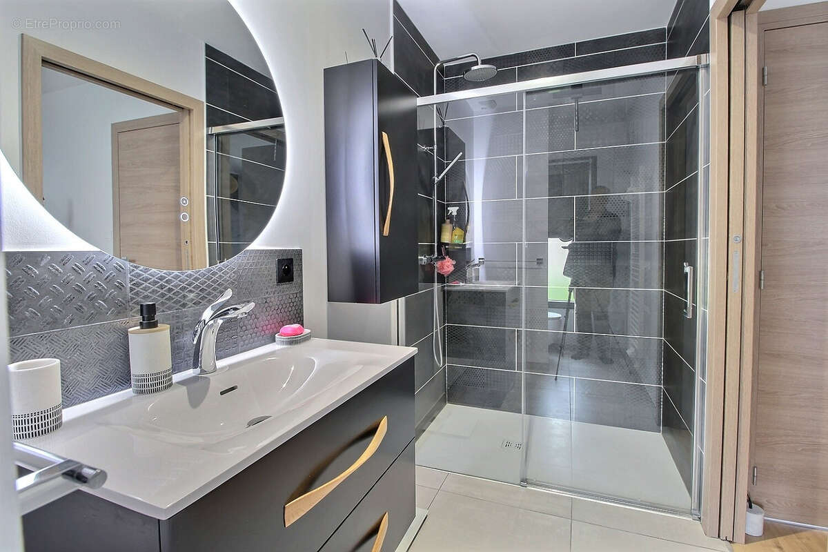 Maison à SAINT-GENGOUX-LE-NATIONAL