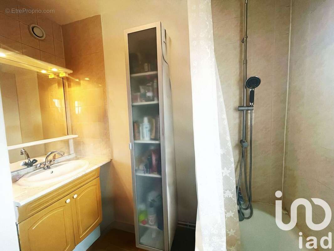 Photo 7 - Appartement à LA COURNEUVE