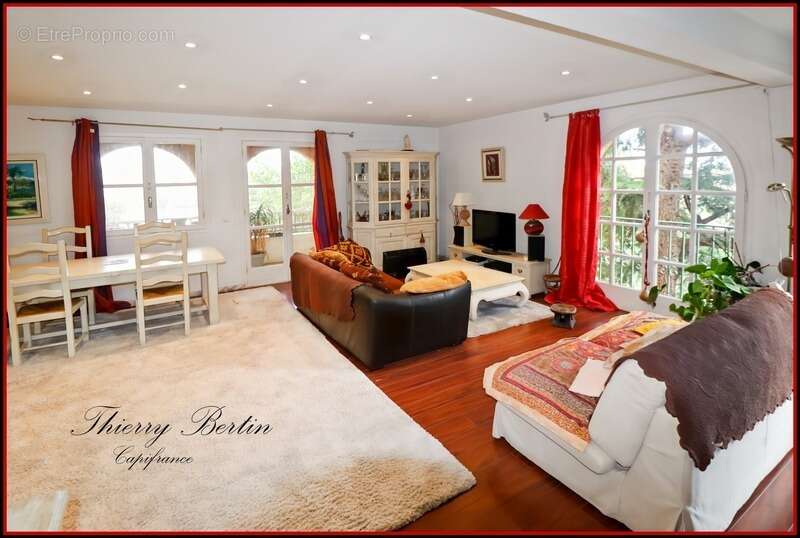 Appartement à vendre 4 pièces VILLENEUVE LOUBET (06) - photo 6