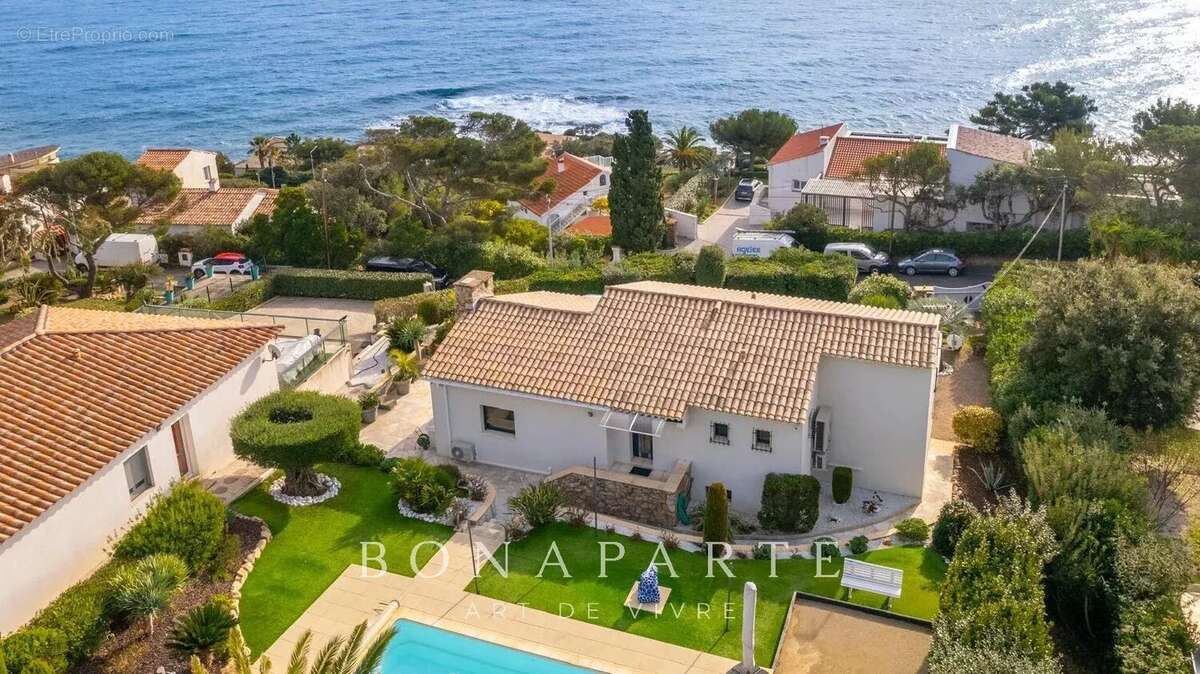 Maison à FREJUS