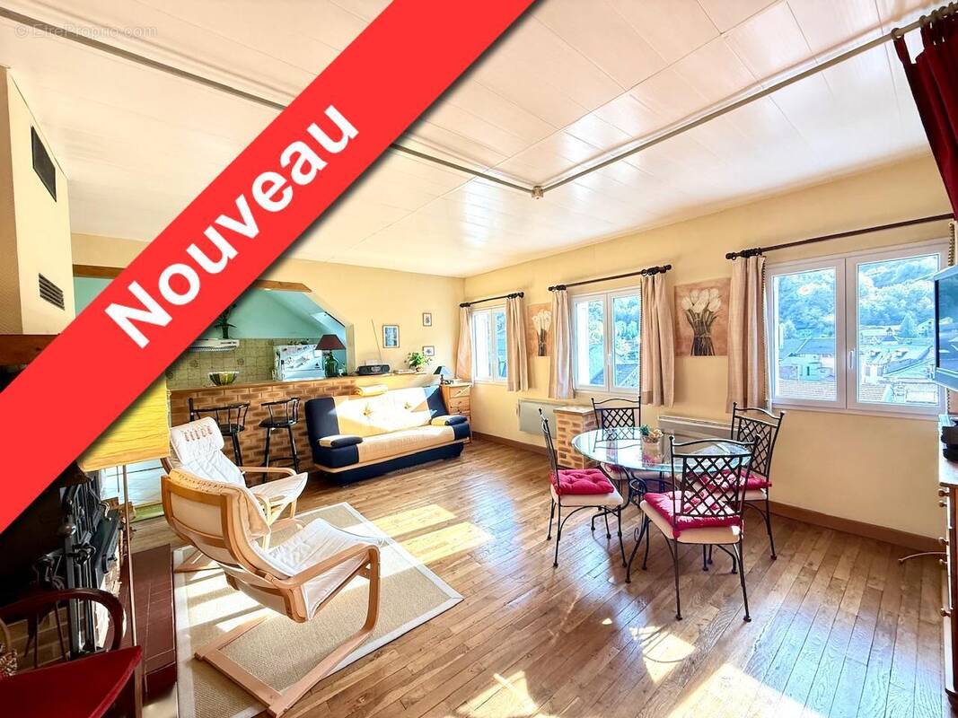   - Appartement à AX-LES-THERMES