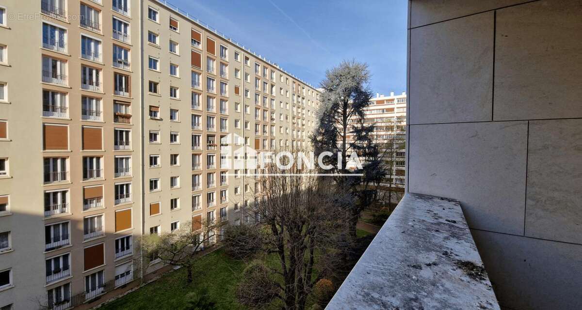 Appartement à PARIS-12E