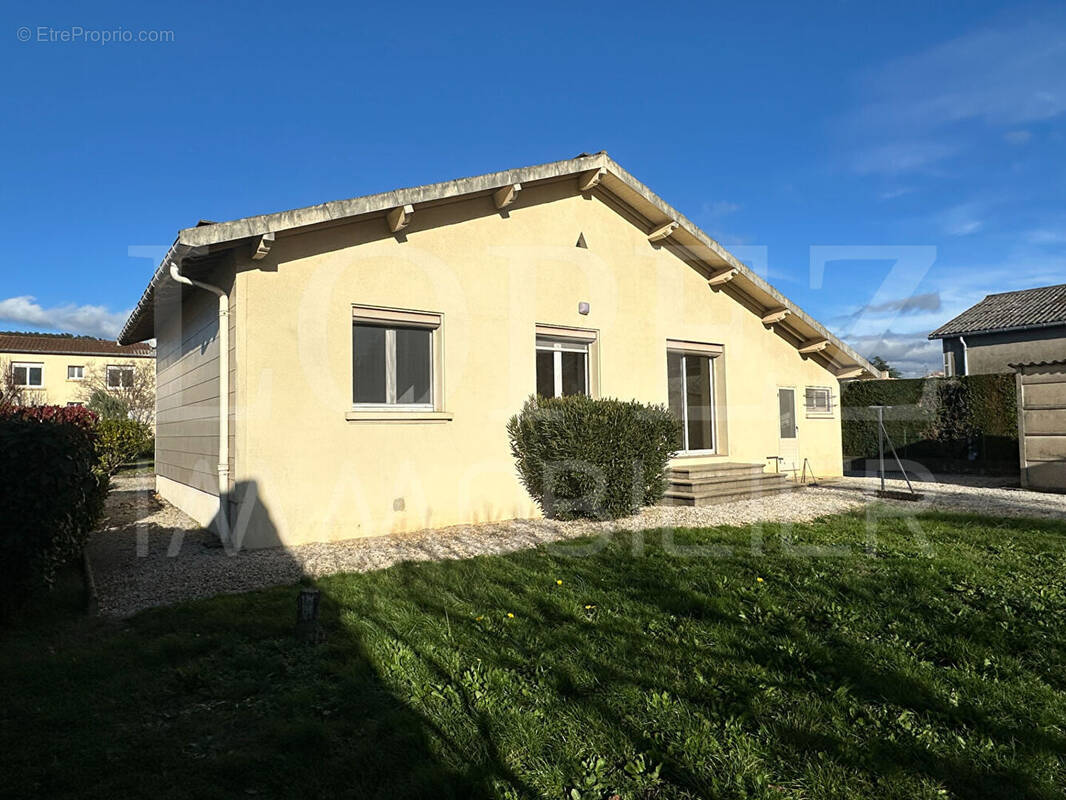 Maison à PAYRIN-AUGMONTEL