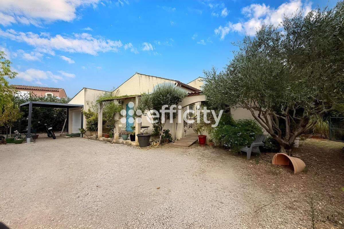 Maison à SAINT-JEAN-DE-FOS