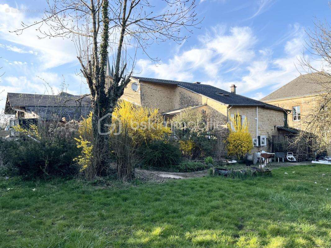 Maison à NEUVILLE-LES-THIS