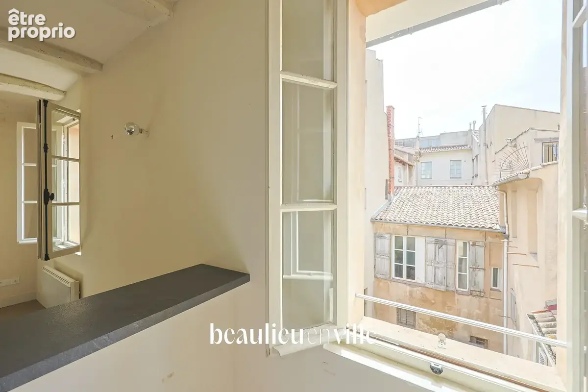 Centre historique - appartement t3 - 61m2 - 385 000 € - photo 3