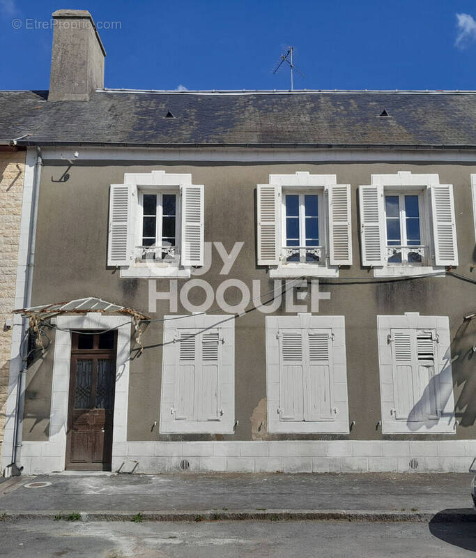 Maison à SAINT-JEAN-DE-DAYE