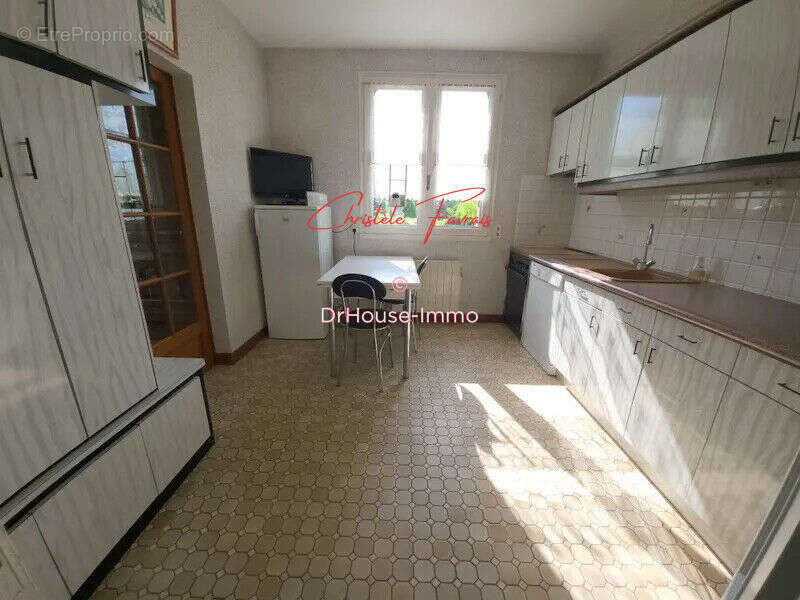 Maison à LOUVIGNE-DU-DESERT