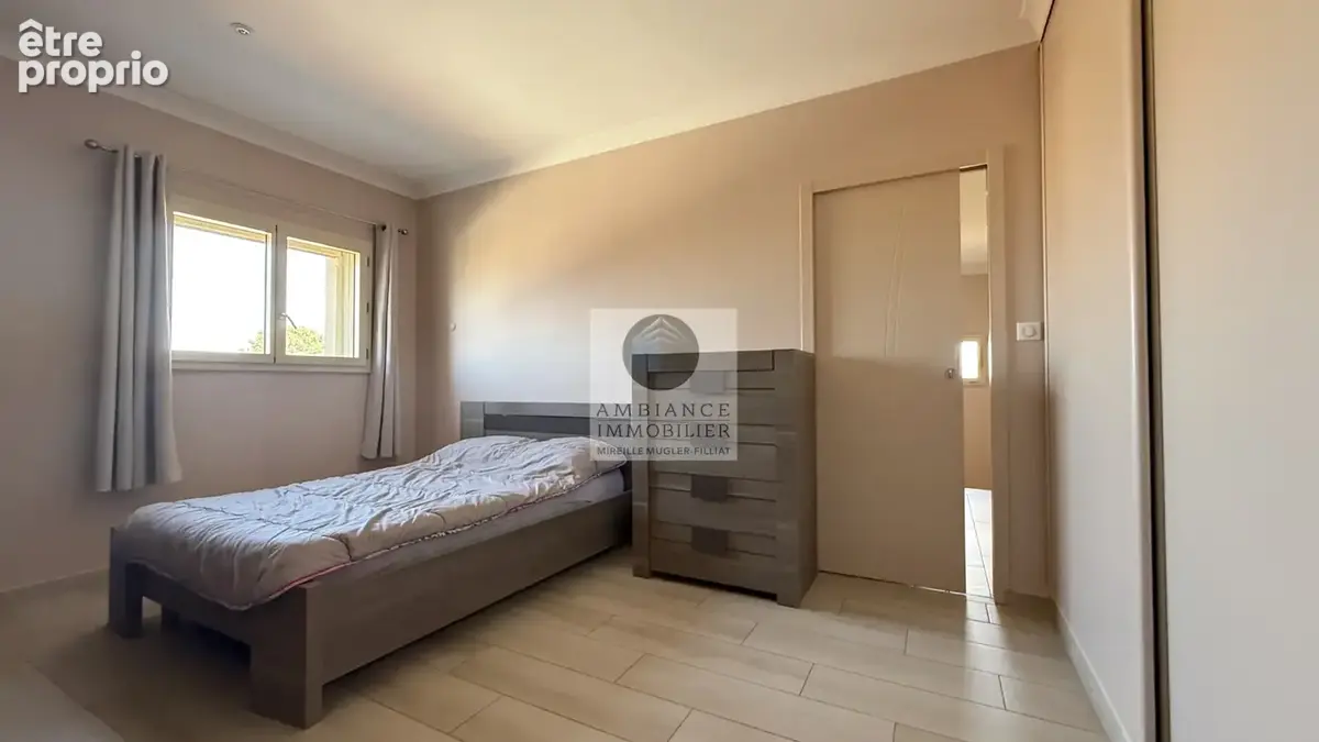 Maison avec piscine proche centre-ville - photo 21