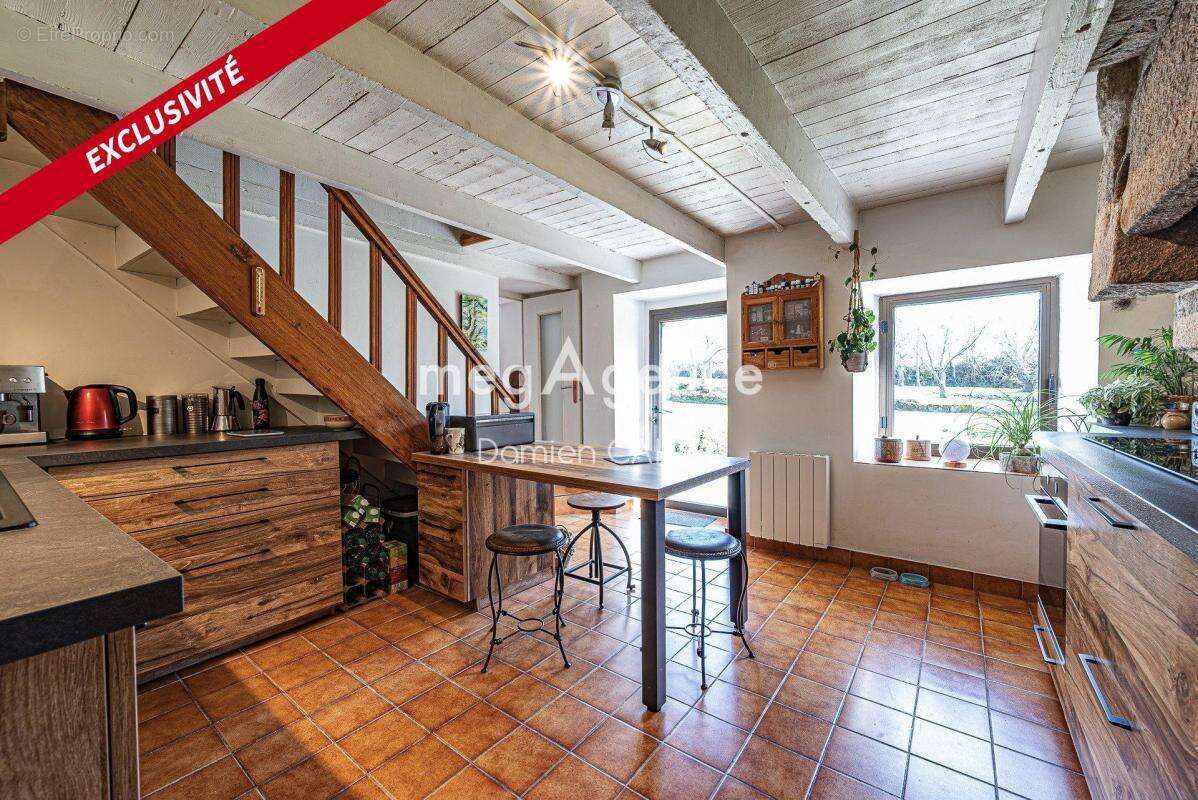 Maison à PLEUMEUR-BODOU