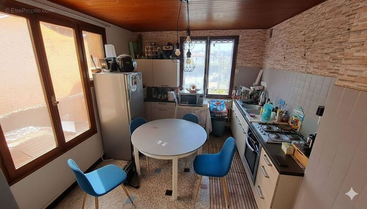 Appartement à SAINT-CASSIEN