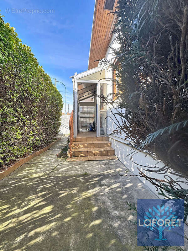 Maison à NEUILLY-PLAISANCE