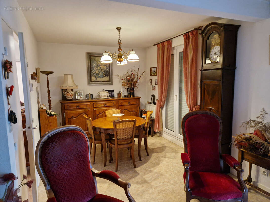 Appartement T4 avec grand balcon - photo 6