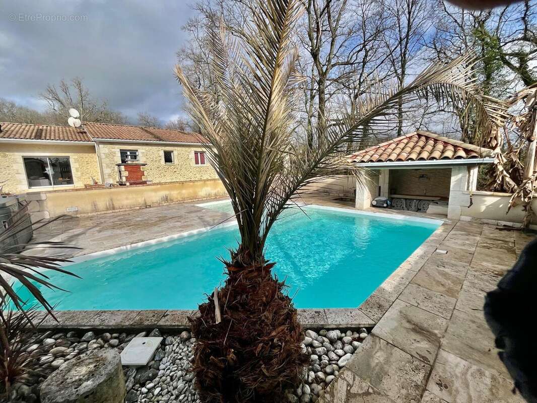 Maison 226 m² à Plaisance  - photo 4