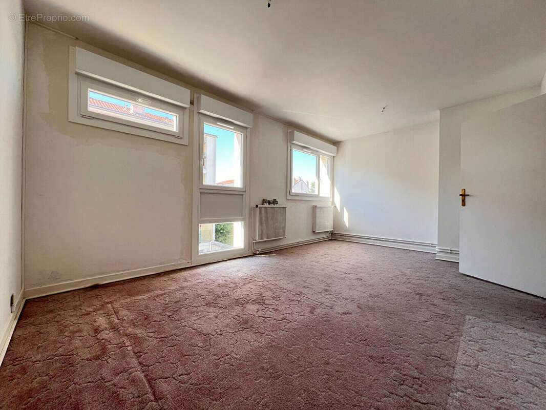 Appartement à JARVILLE-LA-MALGRANGE